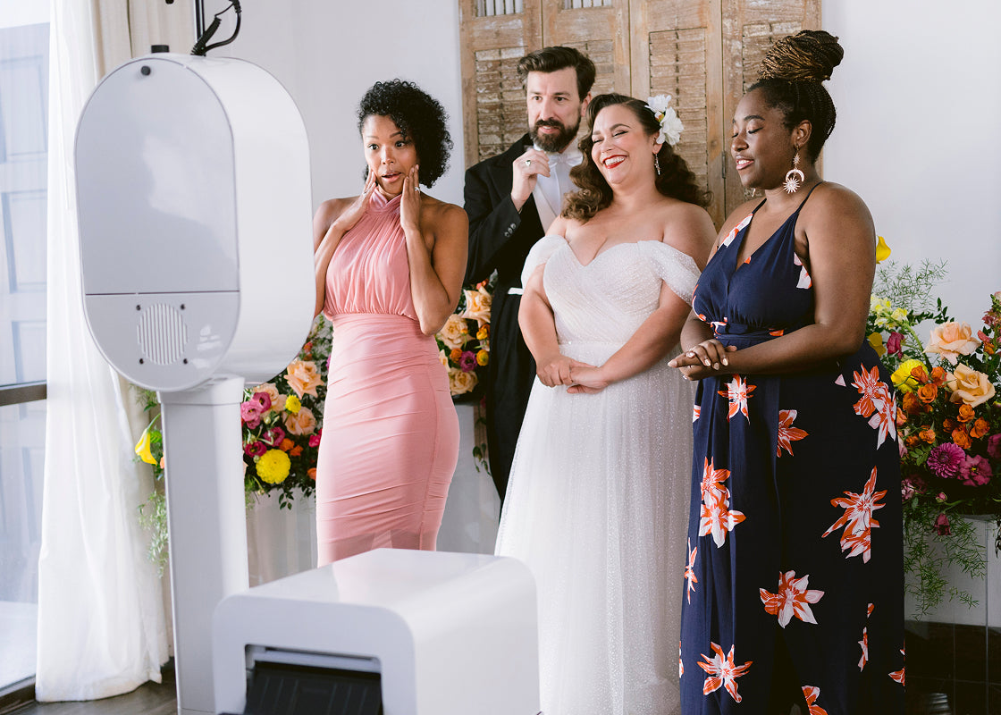 5 Reasons Wedding Season Is the Best Time to Start a Photo Booth Business