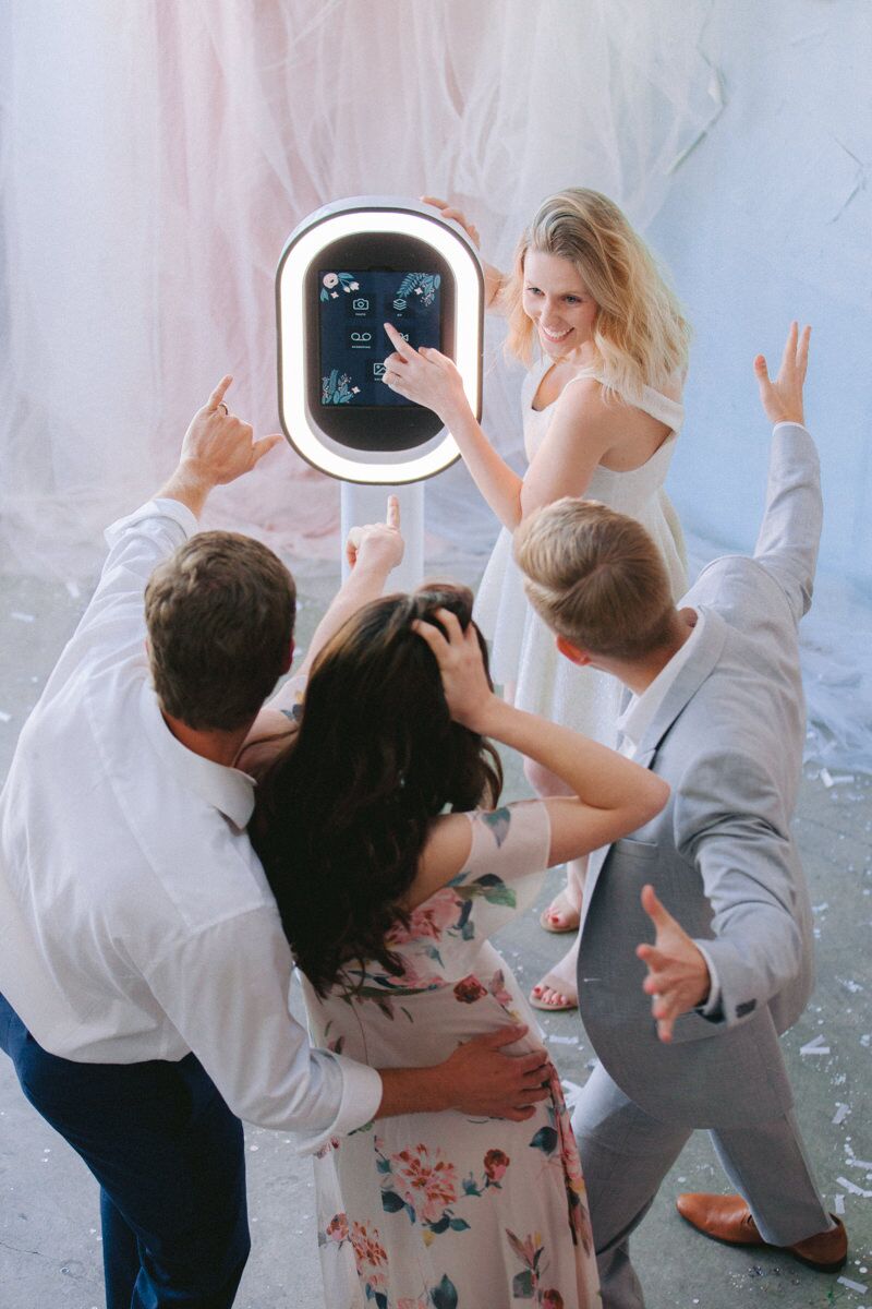 guide to hiring photo booth attendants